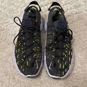 Nike Space Hippie 04